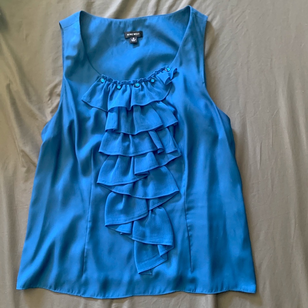 Nine West ruffle front sleeveless blouse